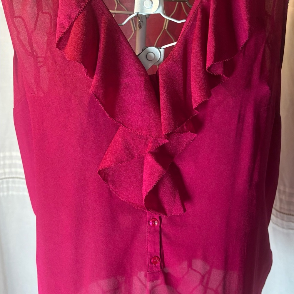 Flouncy Romantic Red Raspberry Ruffle Sleeveless Size XL Top Plus Size
